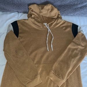 Yellow sweater/sweatshirt